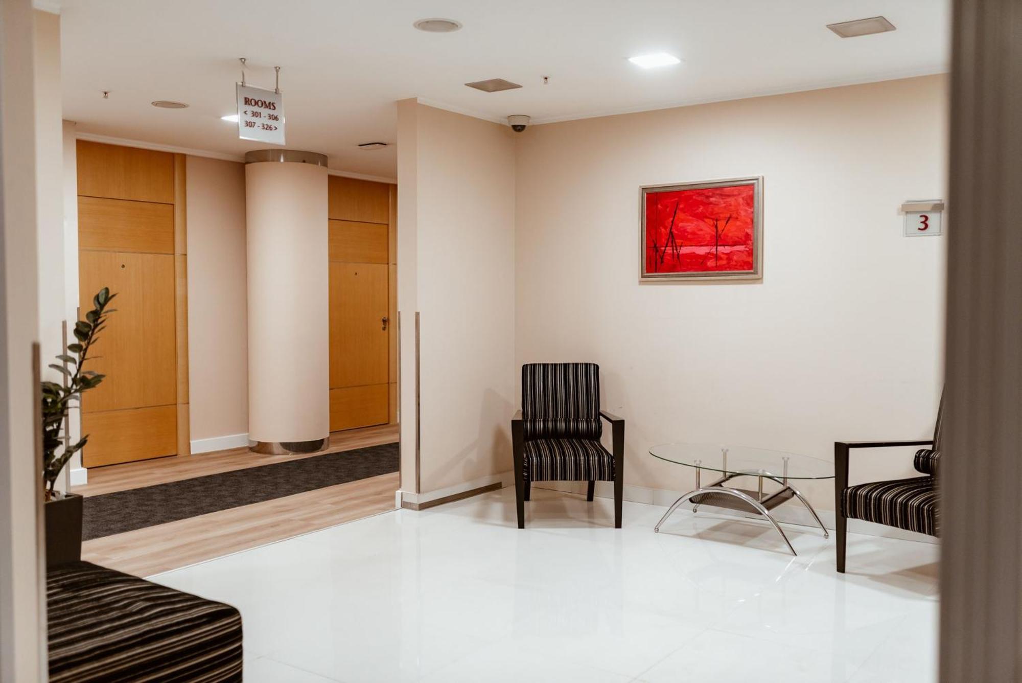 Holiday Inn Belgrade By Ihg Экстерьер фото